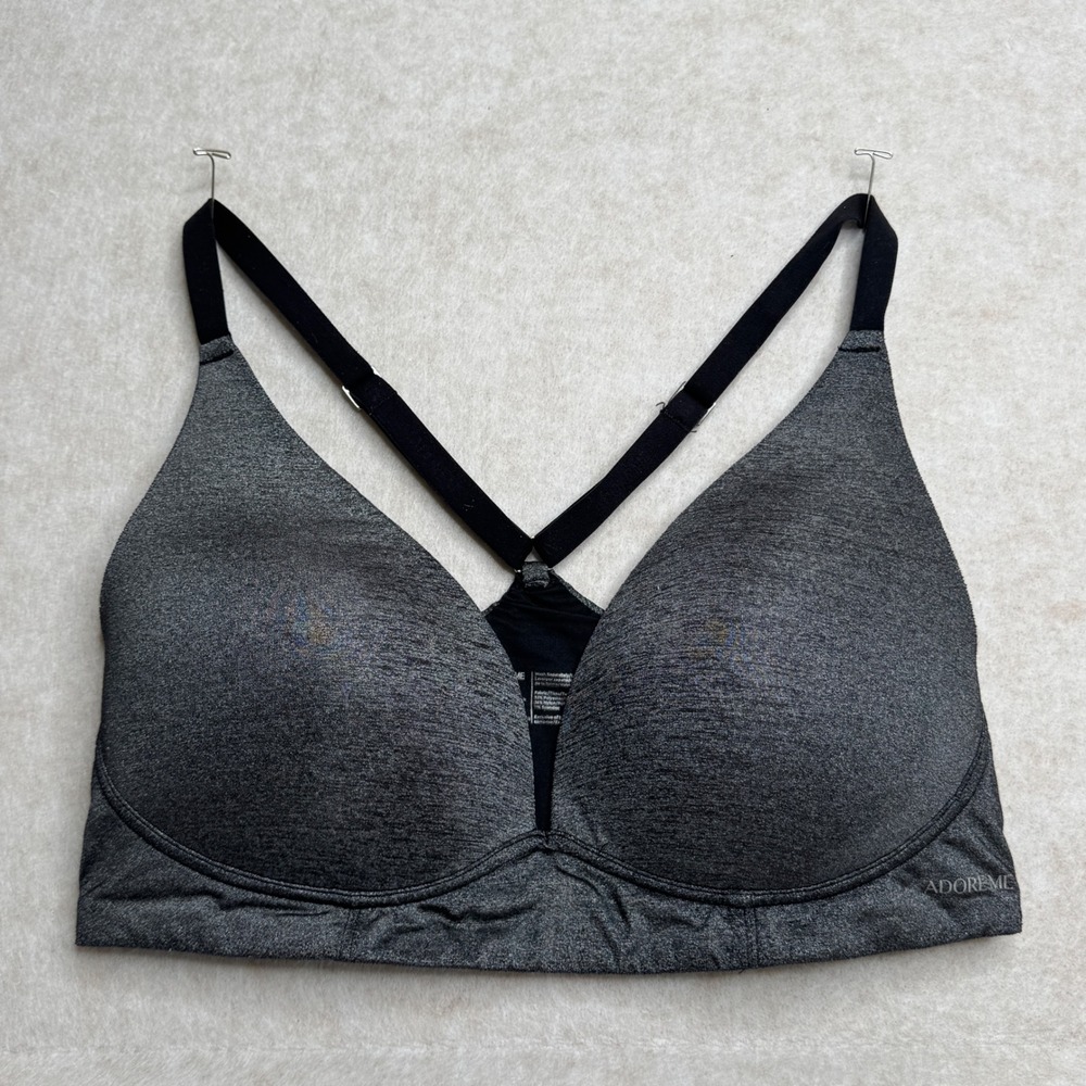 Adore Me Black Wireless Full Coverage Sports Bra Size 34D Criss‎ Cross Back Gym